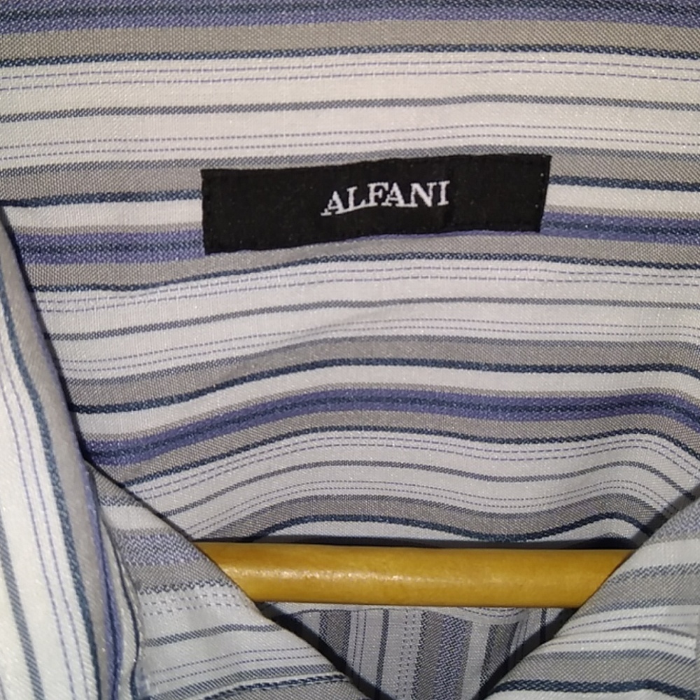 Alfani Men's blue and white button up - Picture 3 of 7